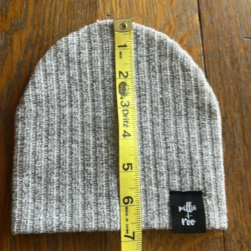 Ruffle and Roo Infant Hat Knit Ribbed Gray with Glitter Metallic Thread